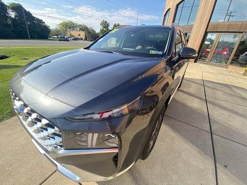 Photo 4 of 19 of 2022 Hyundai Santa Fe Limited