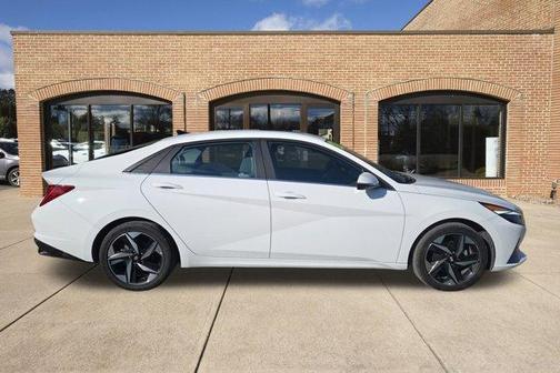 2023 Hyundai ELANTRA HEV Limited
