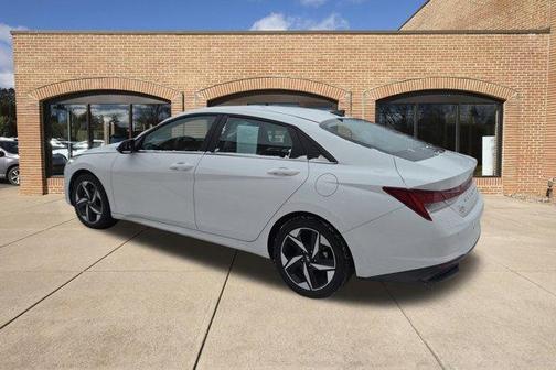 2023 Hyundai ELANTRA HEV Limited