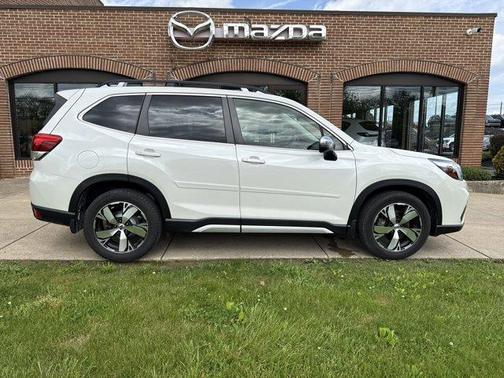Crystal White Pearl 2020 Subaru Forester Touring