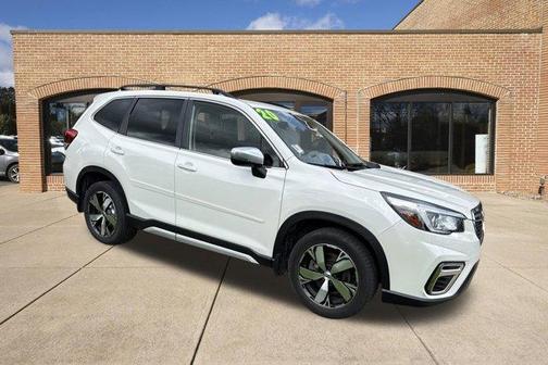 Crystal White Pearl 2020 Subaru Forester Touring