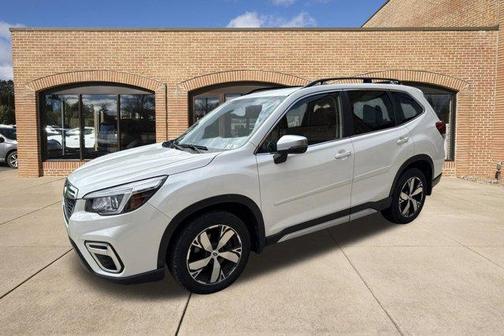 Crystal White Pearl 2020 Subaru Forester Touring