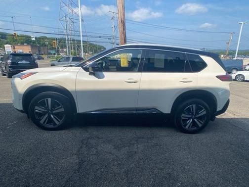 2022 Nissan Rogue Platinum