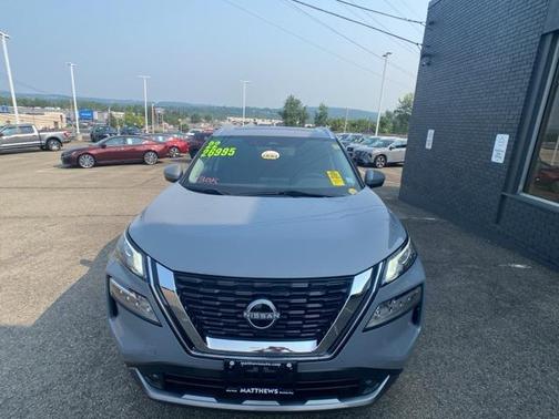 2022 Nissan Rogue SL