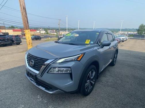 2022 Nissan Rogue SL