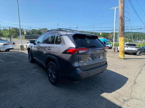 2025 Toyota RAV4 Hybrid XLE Premium