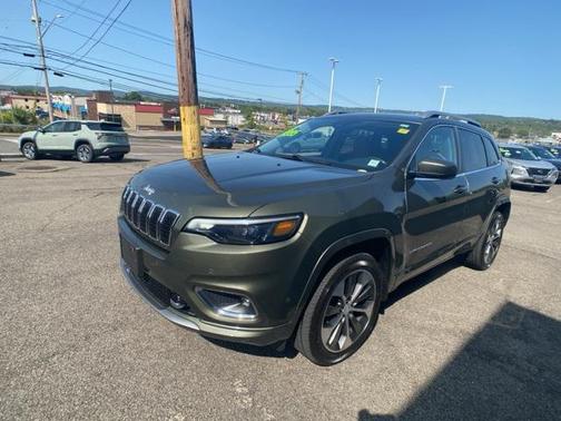 2019 Jeep Cherokee Overland