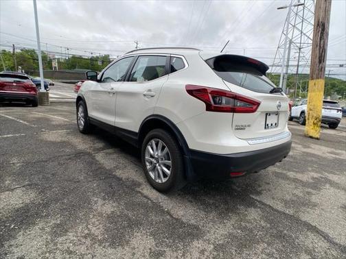 2021 Nissan Rogue Sport SV