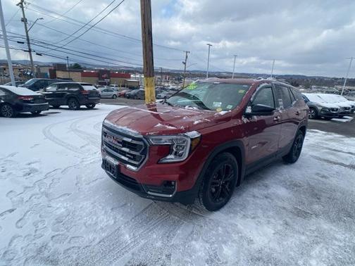 2023 GMC Terrain AWD AT4