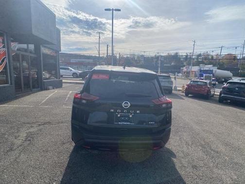 2021 Nissan Rogue S