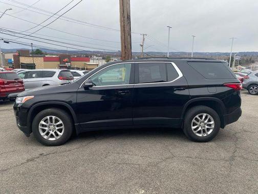 2021 Chevrolet Traverse LT Leather