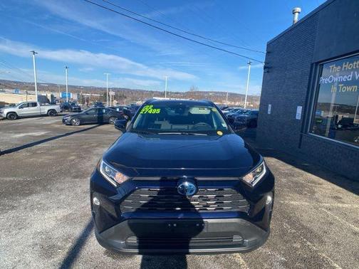 2020 Toyota RAV4 Hybrid XLE