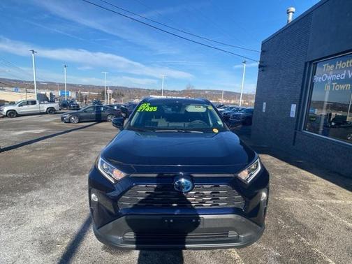 2020 Toyota RAV4 Hybrid XLE