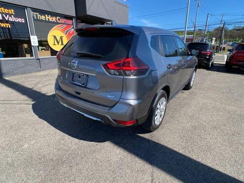 Gun Metallic 2018 Nissan Rogue S