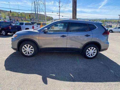 Gun Metallic 2018 Nissan Rogue S