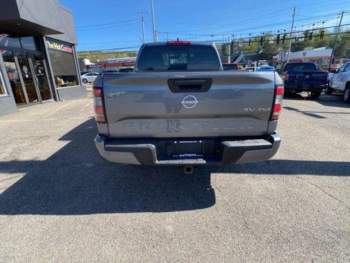 Gun Metallic 2023 Nissan Frontier SV