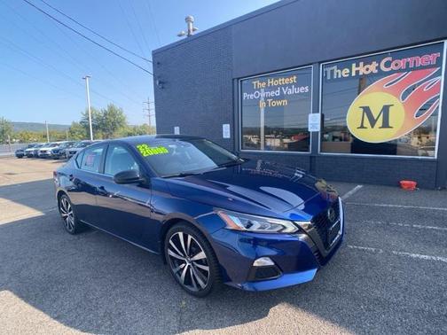 2022 Nissan Altima SR Intelligent AWD