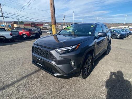 2025 Toyota RAV4 Hybrid XLE Premium