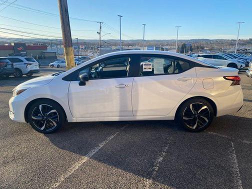 2024 Nissan Versa 1.6 S