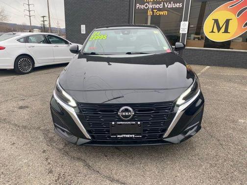 Black 2024 Nissan Altima 2.5 SV