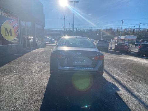 2021 Nissan Altima 2.5 SL