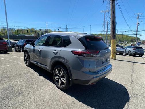 2024 Nissan Rogue SL