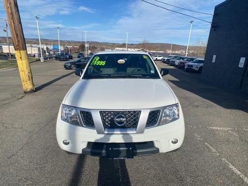 2020 Nissan Frontier SV