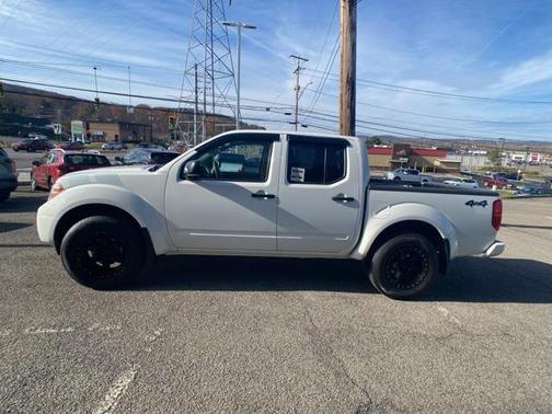 2020 Nissan Frontier SV