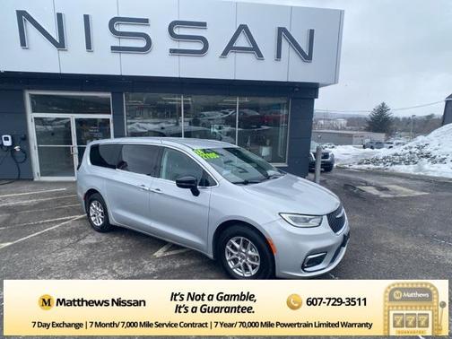 2024 Chrysler Pacifica Touring L