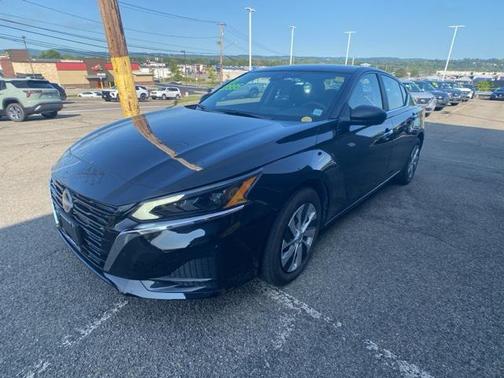 2025 Nissan Altima S FWD