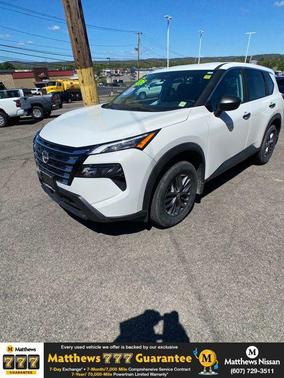Glacier White 2025 Nissan Rogue S