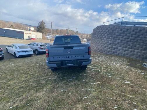 2026 Nissan Frontier SV