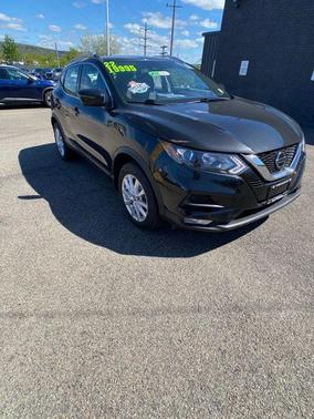 Magnetic Black Pearl 2022 Nissan Rogue Sport SV