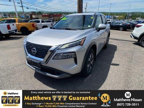 Brilliant Silver Metallic 2023 Nissan Rogue SV