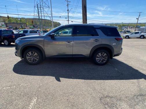Gun Metallic 2024 Nissan Pathfinder S