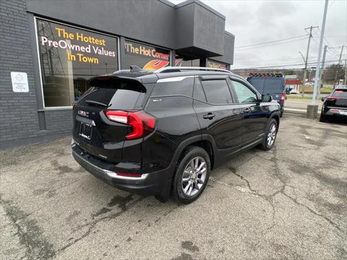 2022 GMC Terrain SLT