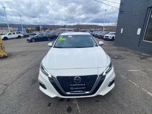 2022 Nissan Altima 2.5 SV