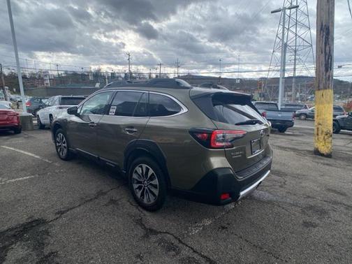 2024 Subaru Outback Touring XT