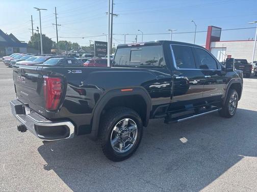 2025 GMC Sierra 2500 SLT