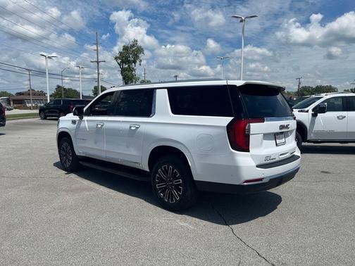 2025 GMC Yukon XL Elevation