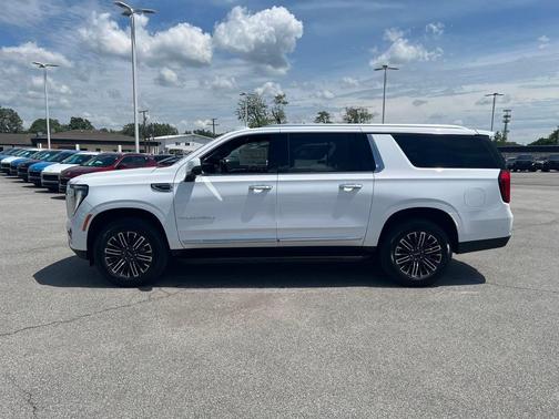2025 GMC Yukon XL Elevation