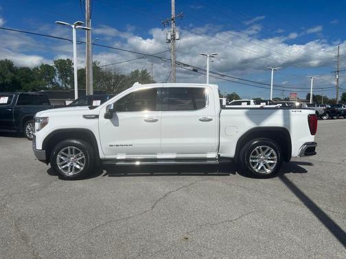 2021 GMC Sierra 1500 SLT