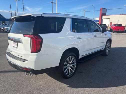 2022 GMC Yukon Denali