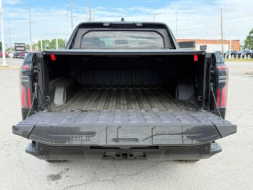 2025 GMC Sierra EV Denali