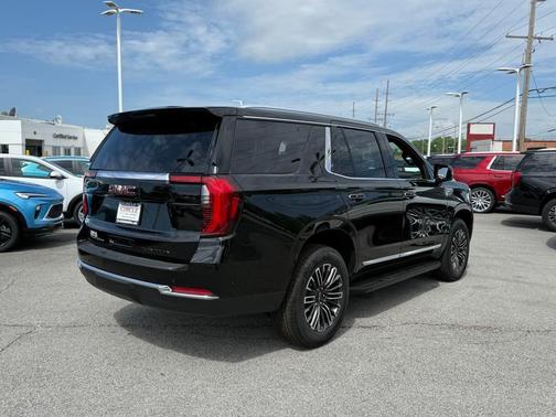 2025 GMC Yukon Elevation