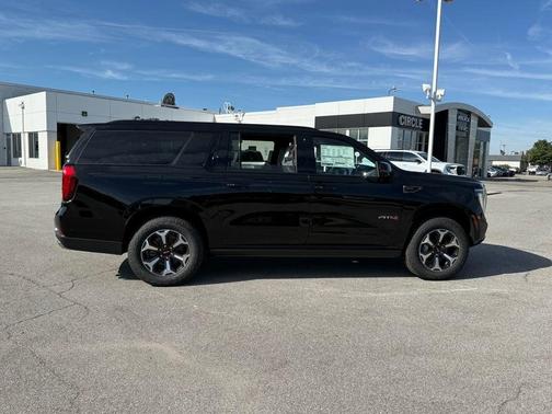 2025 GMC Yukon XL AT4 Ultimate