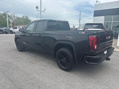 2022 GMC Sierra 1500 Limited Elevation