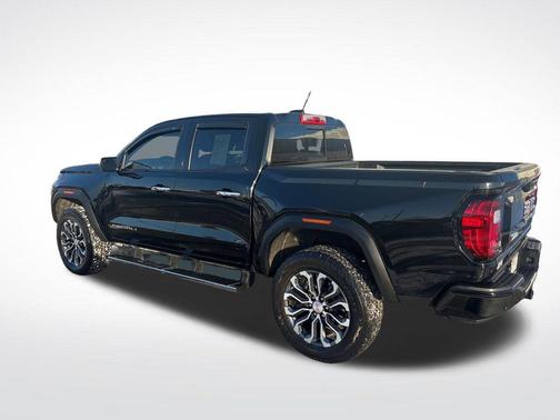2023 GMC Canyon Denali
