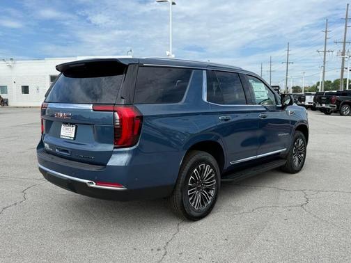 2025 GMC Yukon Elevation