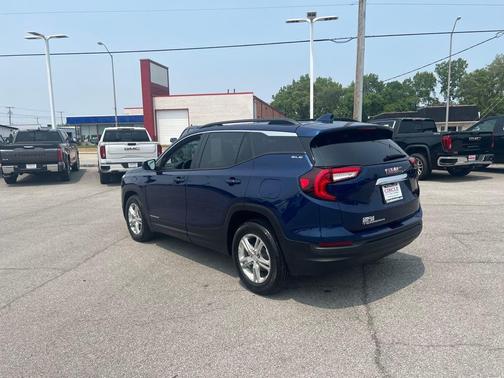 2022 GMC Terrain SLE